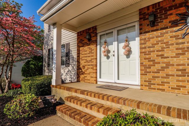 9 Glynn Court, Sayreville, NJ 08859