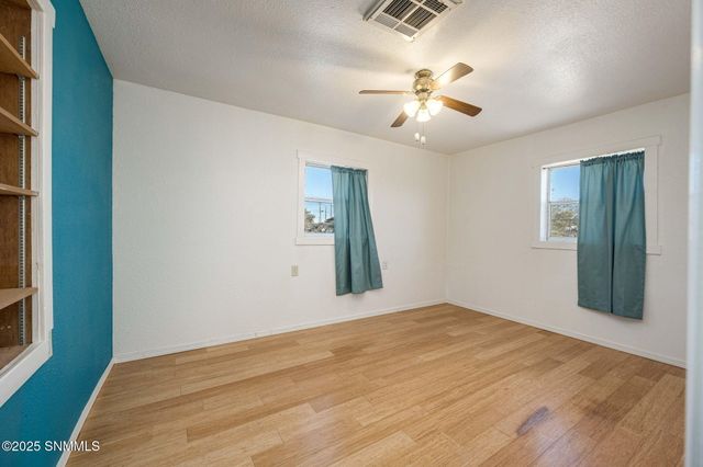 1555 Mayfield Road, Las Cruces, NM 88007