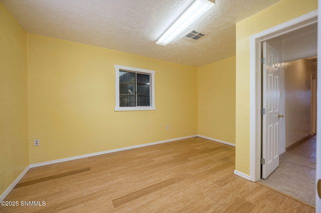 1555 Mayfield Road, Las Cruces, NM 88007