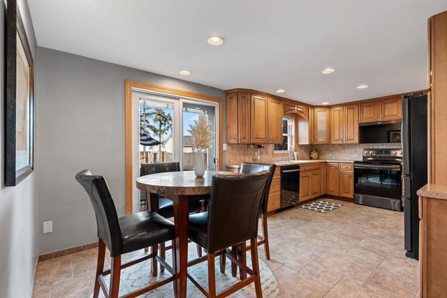 762 ST JOSEPHS STREET, De Pere, WI 54115