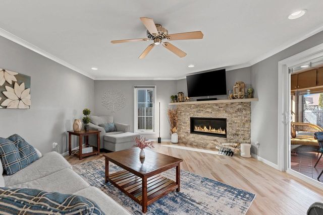 762 ST JOSEPHS STREET, De Pere, WI 54115