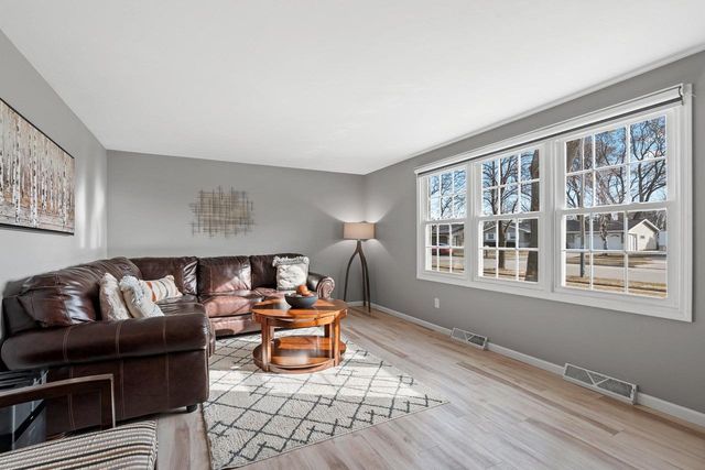 762 ST JOSEPHS STREET, De Pere, WI 54115