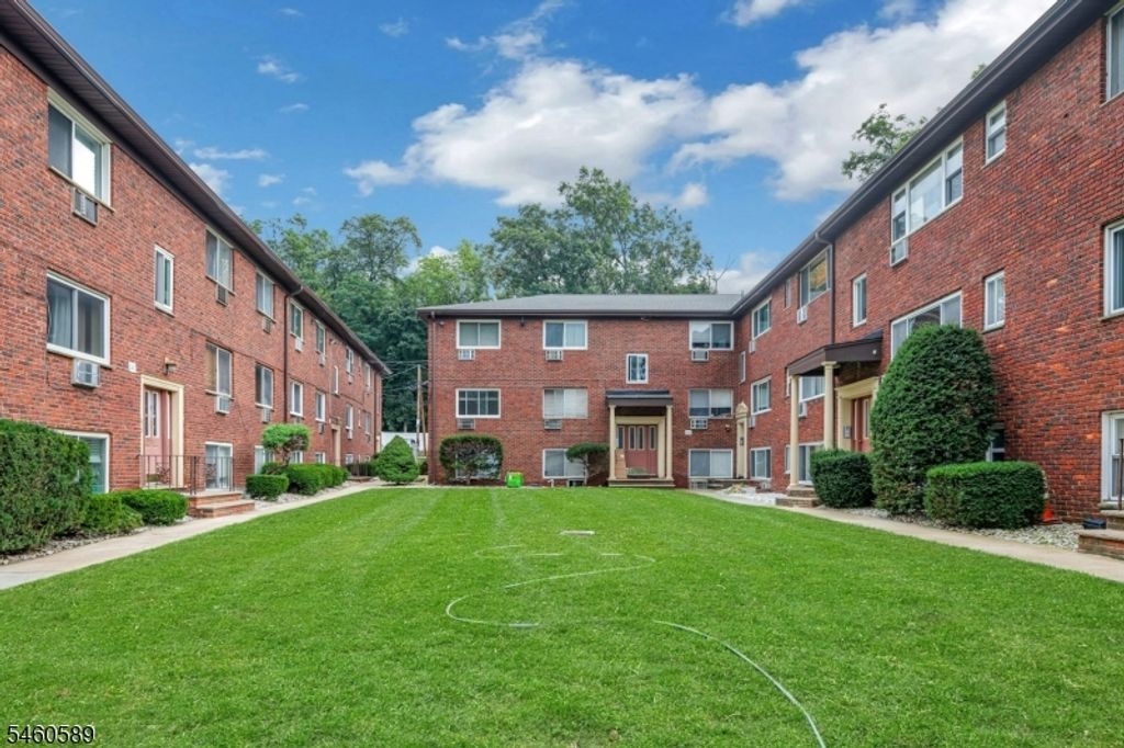 378 Valley St A2, South Orange Village Twp., NJ 07079 — photo 2