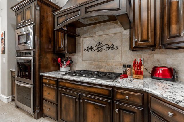 6402 Parkwood Place, Amarillo, TX 79119