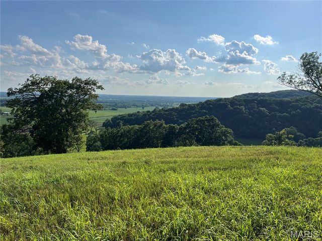 4015 Pike 9140, Louisiana, MO 63353