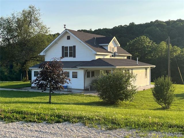 4015 Pike 9140, Louisiana, MO 63353