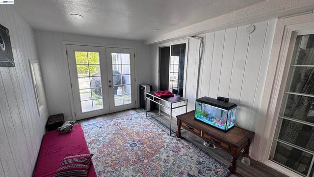 33080 Lake Mead Dr, Fremont, CA 94555