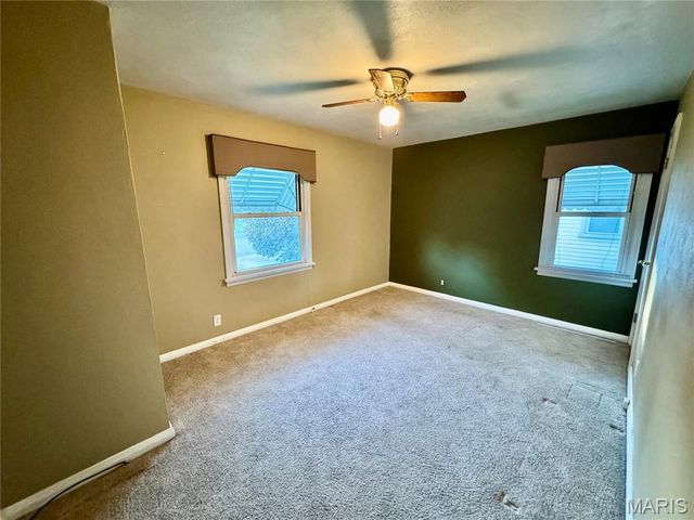 9633 Echo Lane, Overland, MO 63114