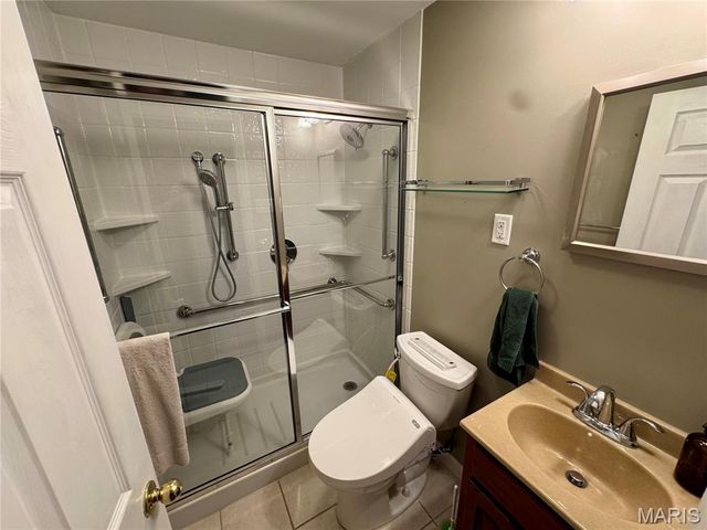 9633 Echo Lane, Overland, MO 63114