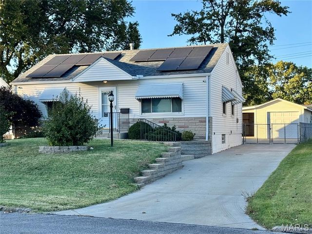9633 Echo Lane, Overland, MO 63114