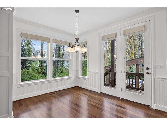 4054 CANAL WOODS Ct, Lake Oswego, OR 97034