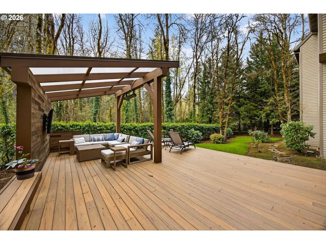 4054 CANAL WOODS Ct, Lake Oswego, OR 97034