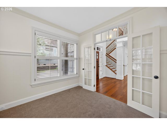 4054 CANAL WOODS Ct, Lake Oswego, OR 97034