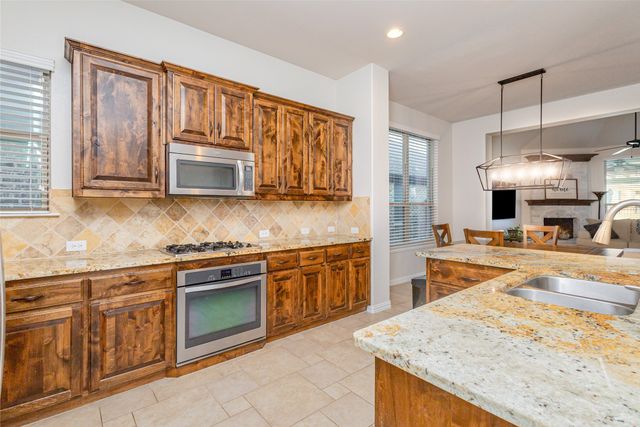 1030 Finsbury Lane, Forney, TX 75126