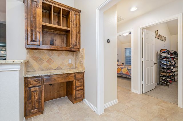 1030 Finsbury Lane, Forney, TX 75126