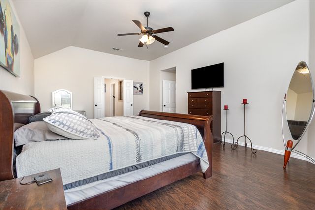 1030 Finsbury Lane, Forney, TX 75126