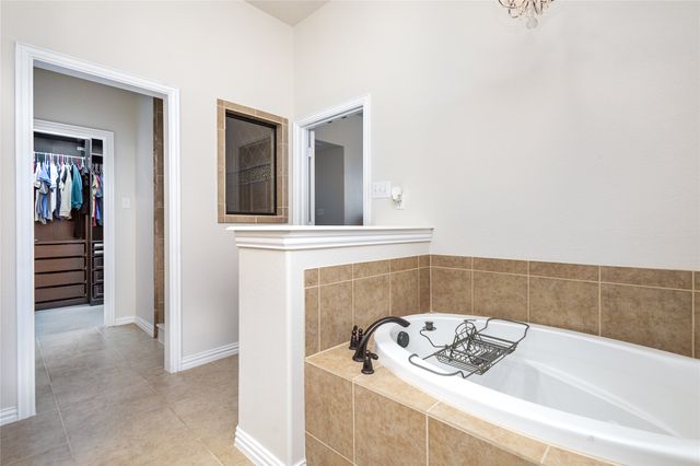 1030 Finsbury Lane, Forney, TX 75126