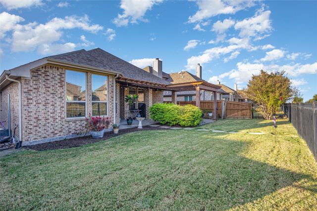 1030 Finsbury Lane, Forney, TX 75126