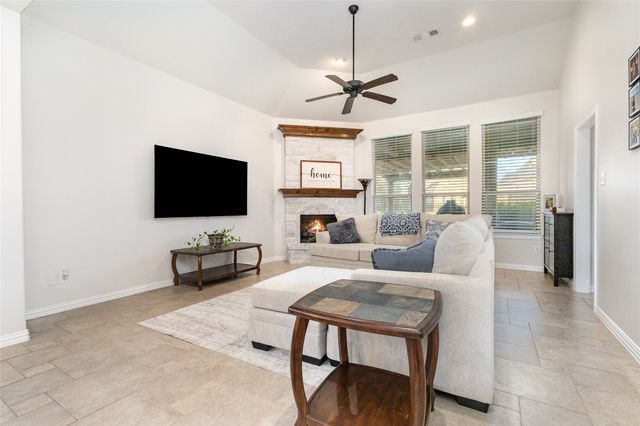 1030 Finsbury Lane, Forney, TX 75126