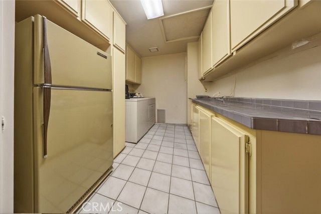 1978 Starvale Road, Glendale, CA 91207