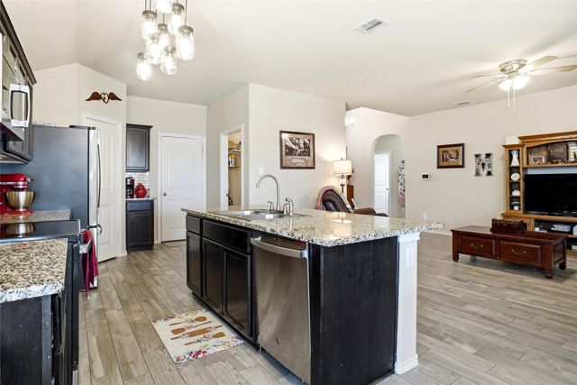 401 Citation Lane, Ponder, TX 76259