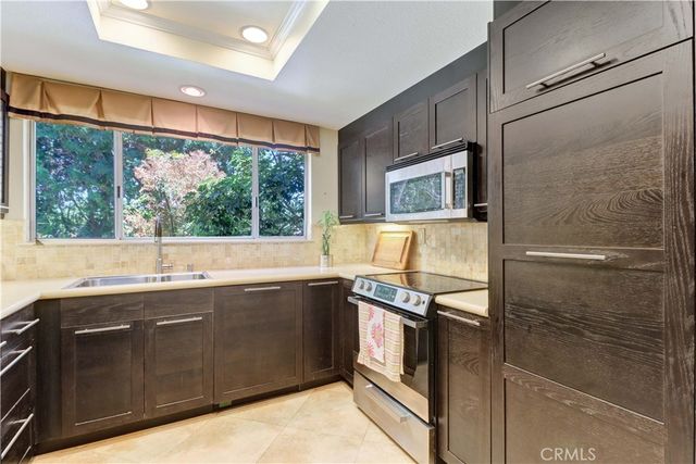 2359 Via Mariposa E C, Laguna Woods, CA 92637