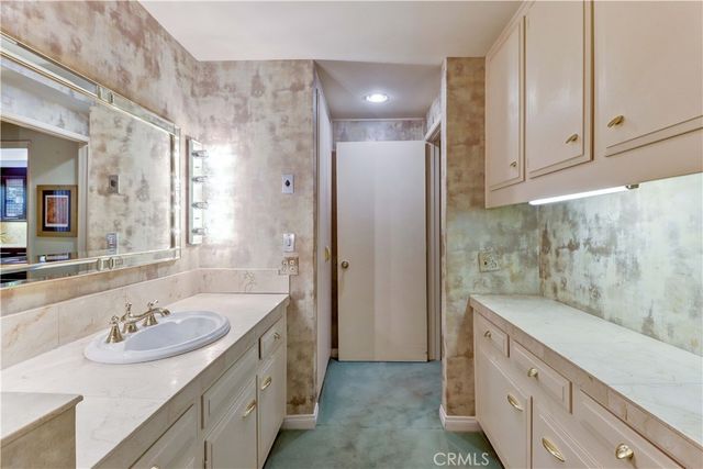2359 Via Mariposa E C, Laguna Woods, CA 92637