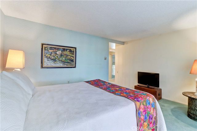 2359 Via Mariposa E C, Laguna Woods, CA 92637