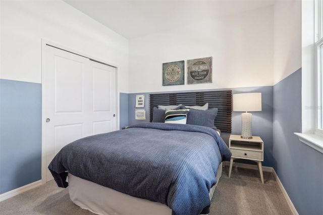 420 SHOREVIEW SANDS AVENUE, Mascotte, FL 34753