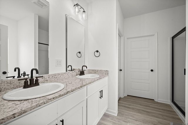 15521 Rocco Drive, Baker, LA 70714
