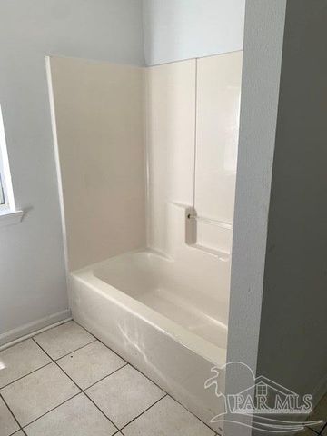 34 Besma Dr, Pensacola, FL 32506