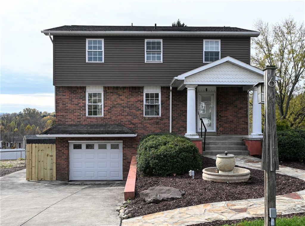 6 Adams Fisher Ct, Mt Pleasant Twp, PA 15601