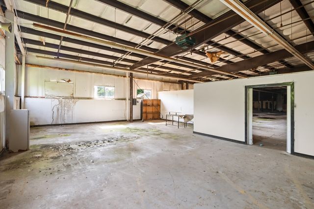 277 E Main St, East Brookfield, MA 01515
