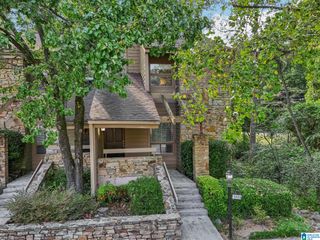 3005 CAHABA CLIFFS DRIVE # 3005, Birmingham, AL 35243