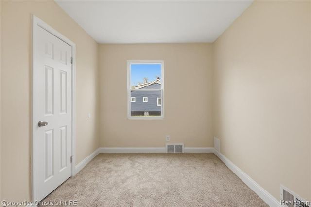 16596 Santa Rosa Drive, Detroit, MI 48221