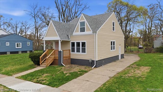 16596 Santa Rosa Drive, Detroit, MI 48221