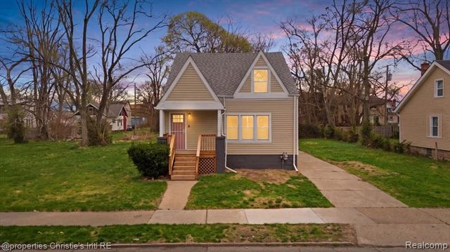 16596 Santa Rosa Drive, Detroit, MI 48221