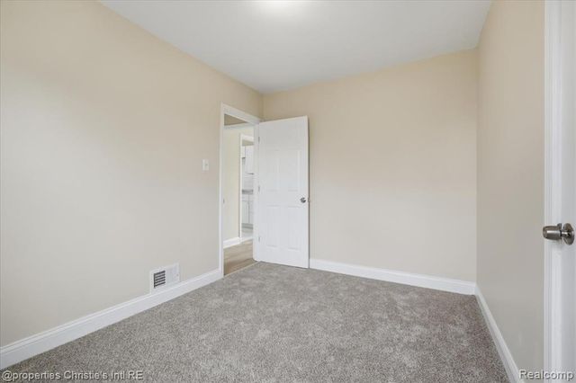 16596 Santa Rosa Drive, Detroit, MI 48221