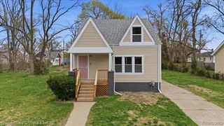 16596 Santa Rosa Drive, Detroit, MI 48221