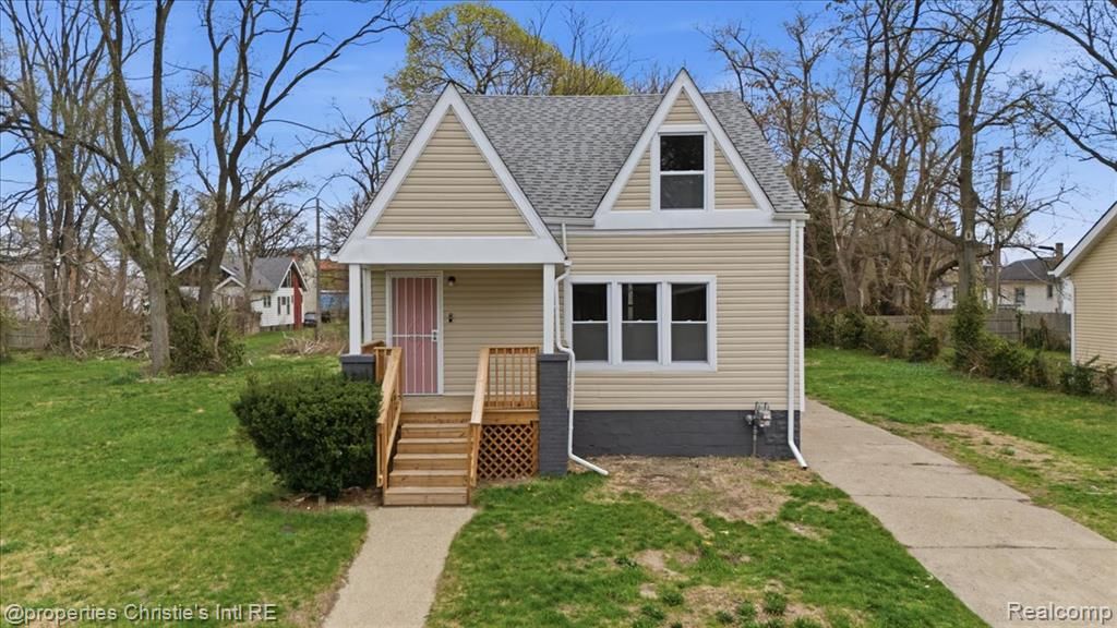 16596 Santa Rosa Drive, Detroit, MI 48221