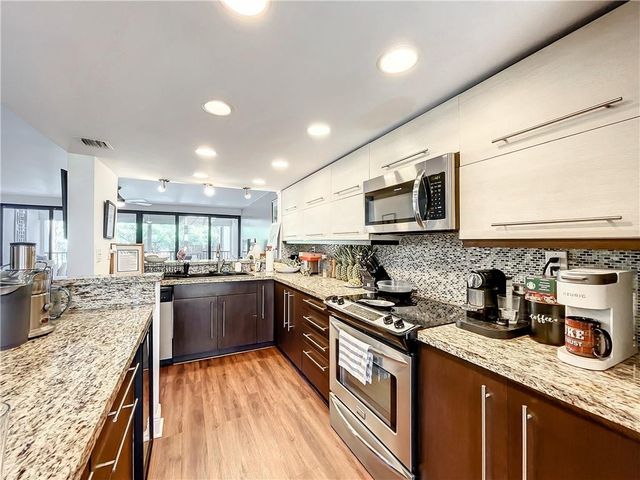 1100 SE 5th Court 55, Pompano Beach, FL 33060