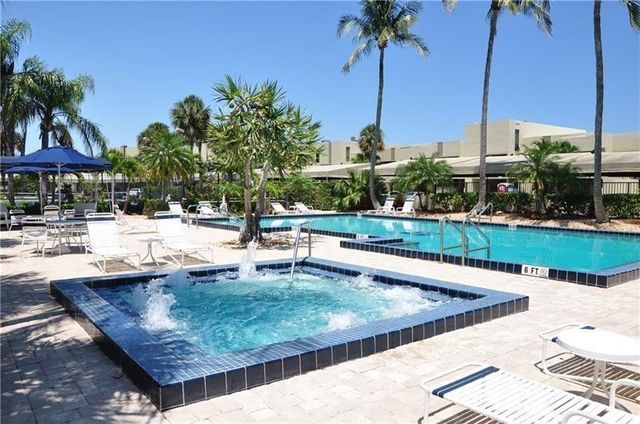 1100 SE 5th Court 55, Pompano Beach, FL 33060