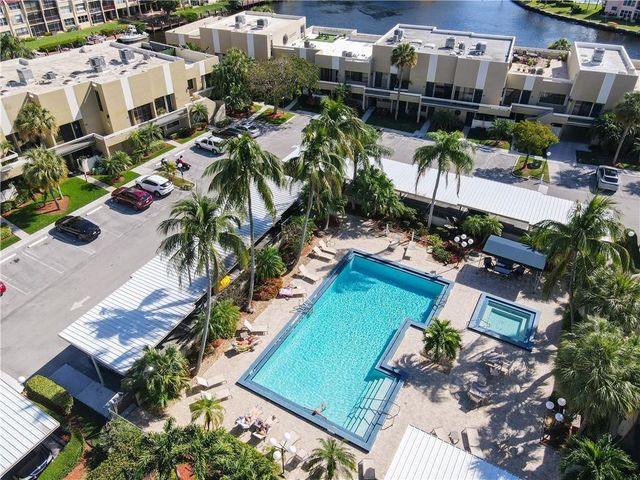 1100 SE 5th Court 55, Pompano Beach, FL 33060