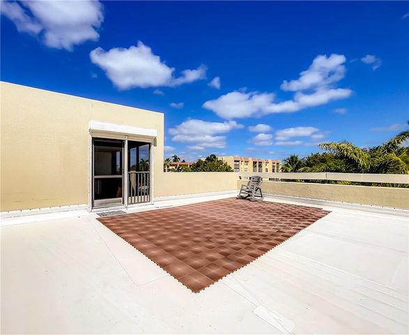 1100 SE 5th Court 55, Pompano Beach, FL 33060