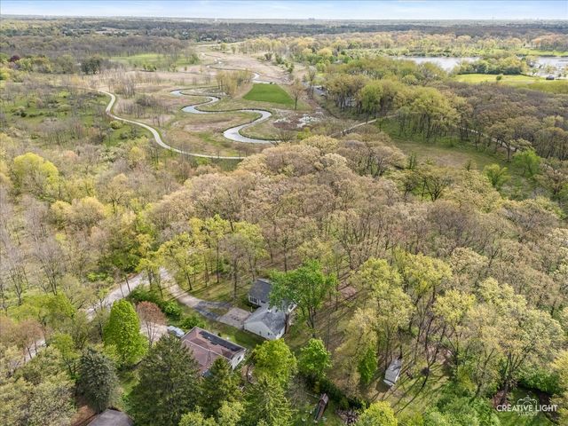 29W007 Oak Lane, Warrenville, IL 60555