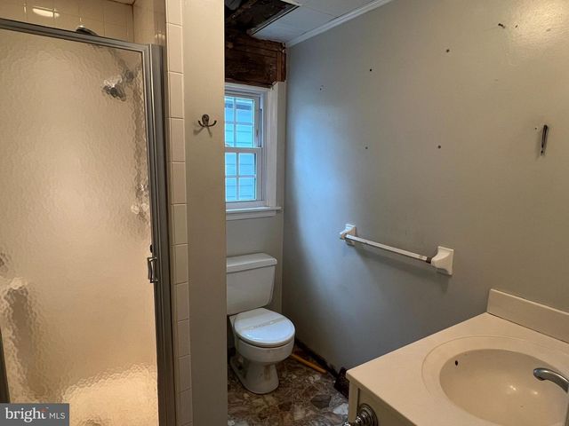 5136 SUNSET DR, Harrisburg, PA 17112