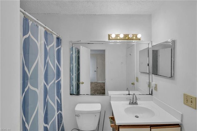 3423 Norfeld CT, Virginia Beach, VA 23453