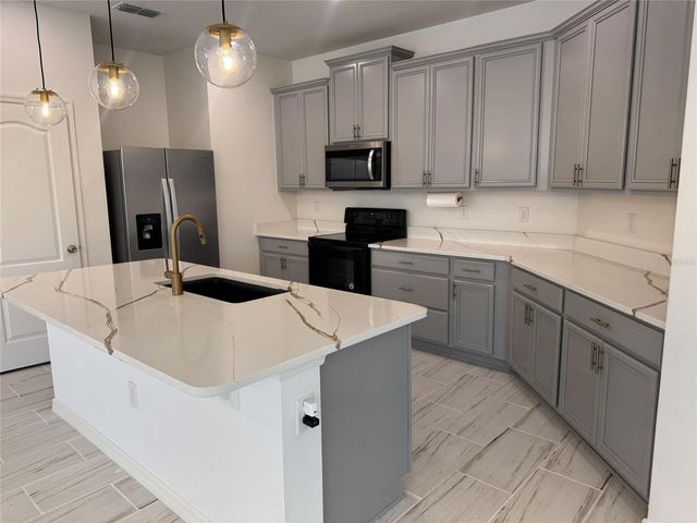 279 SUNFISH DRIVE DRIVE, Winter Haven, FL 33881