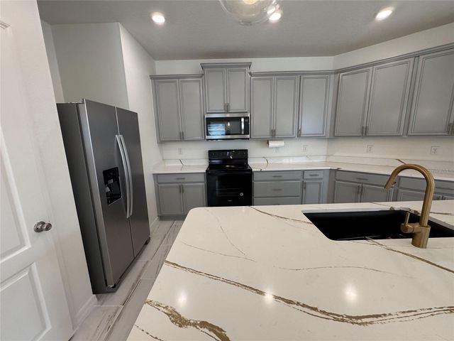 279 SUNFISH DRIVE DRIVE, Winter Haven, FL 33881