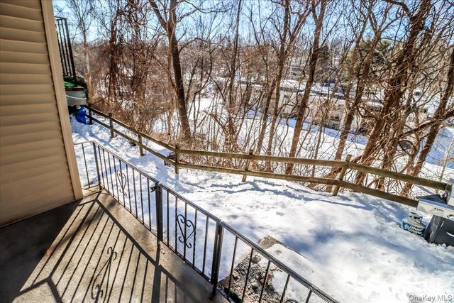 615 Fox Run Lane, Carmel, NY 10512